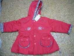 福州荣登贸易 专注小童女棉袄与鞋帽服饰，一站式零售批发解决方案